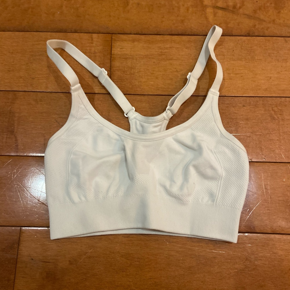 Under Armour Sports Bra White Racerback Size XS